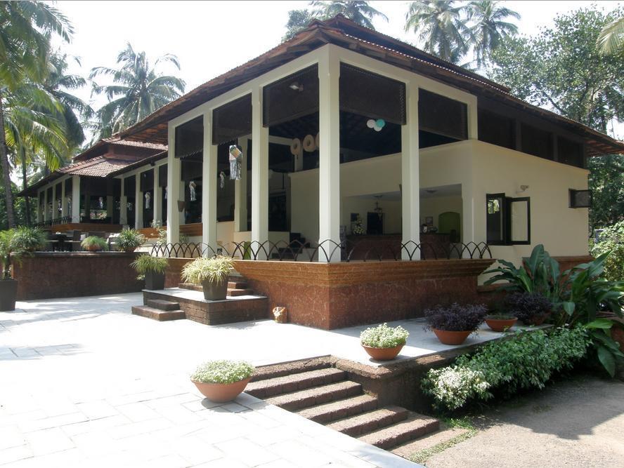 Coconut Creek Resort - Dabolim Airport Mormugao Bagian luar foto