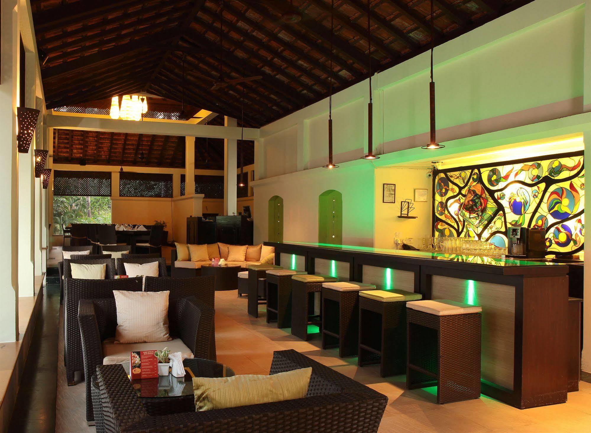 Coconut Creek Resort - Dabolim Airport Mormugao Bagian luar foto