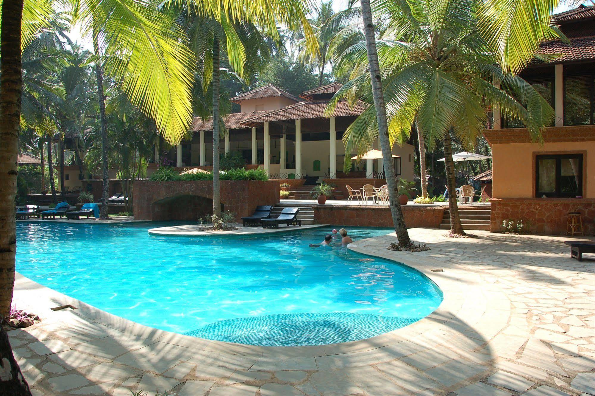 Coconut Creek Resort - Dabolim Airport Mormugao Bagian luar foto