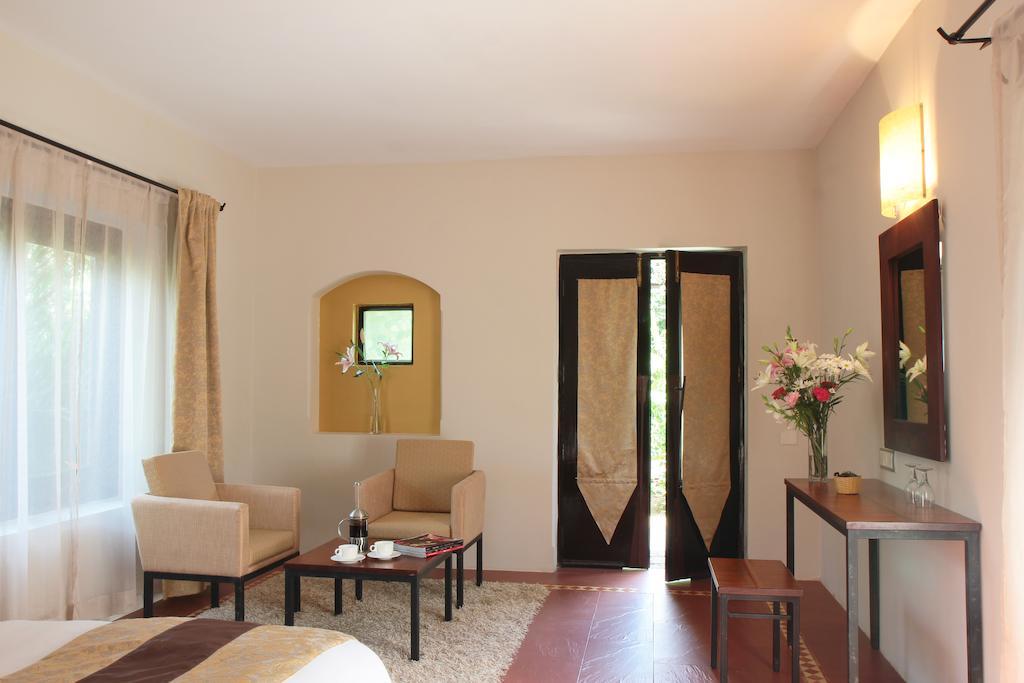 Coconut Creek Resort - Dabolim Airport Mormugao Bagian luar foto